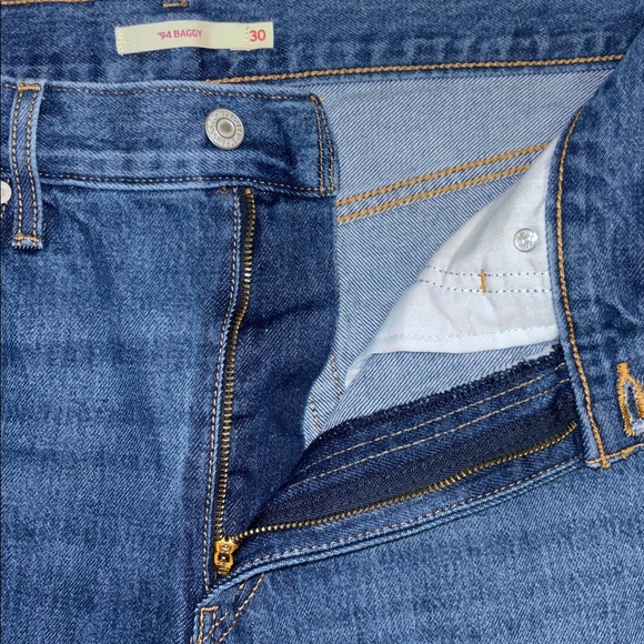Levi's '94 Baggy Jeans - Picture 9 of 16